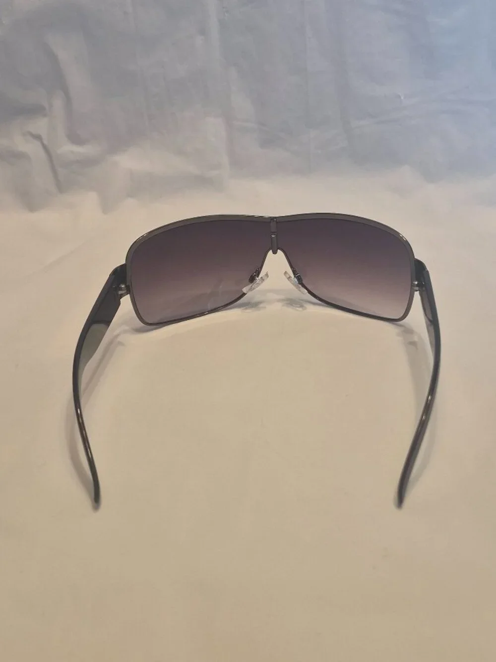 Black / Silver Dana Buchman Gradient Lens Sunglasses